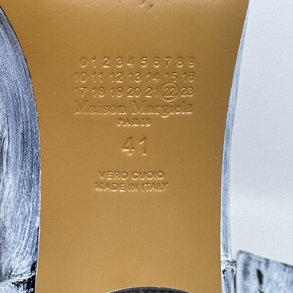 MAISON MARGIELA Painted White Tabi Boots - Picture 7 of 11